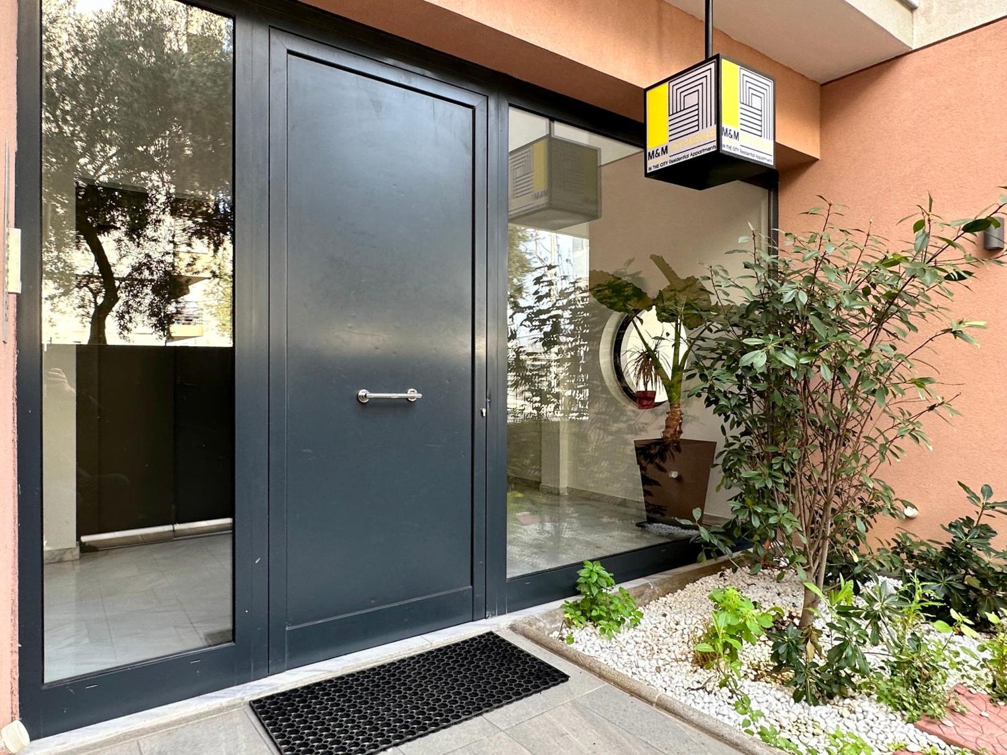 M & M - Boutique Apartments เอเธนส์ ภายนอก รูปภาพ