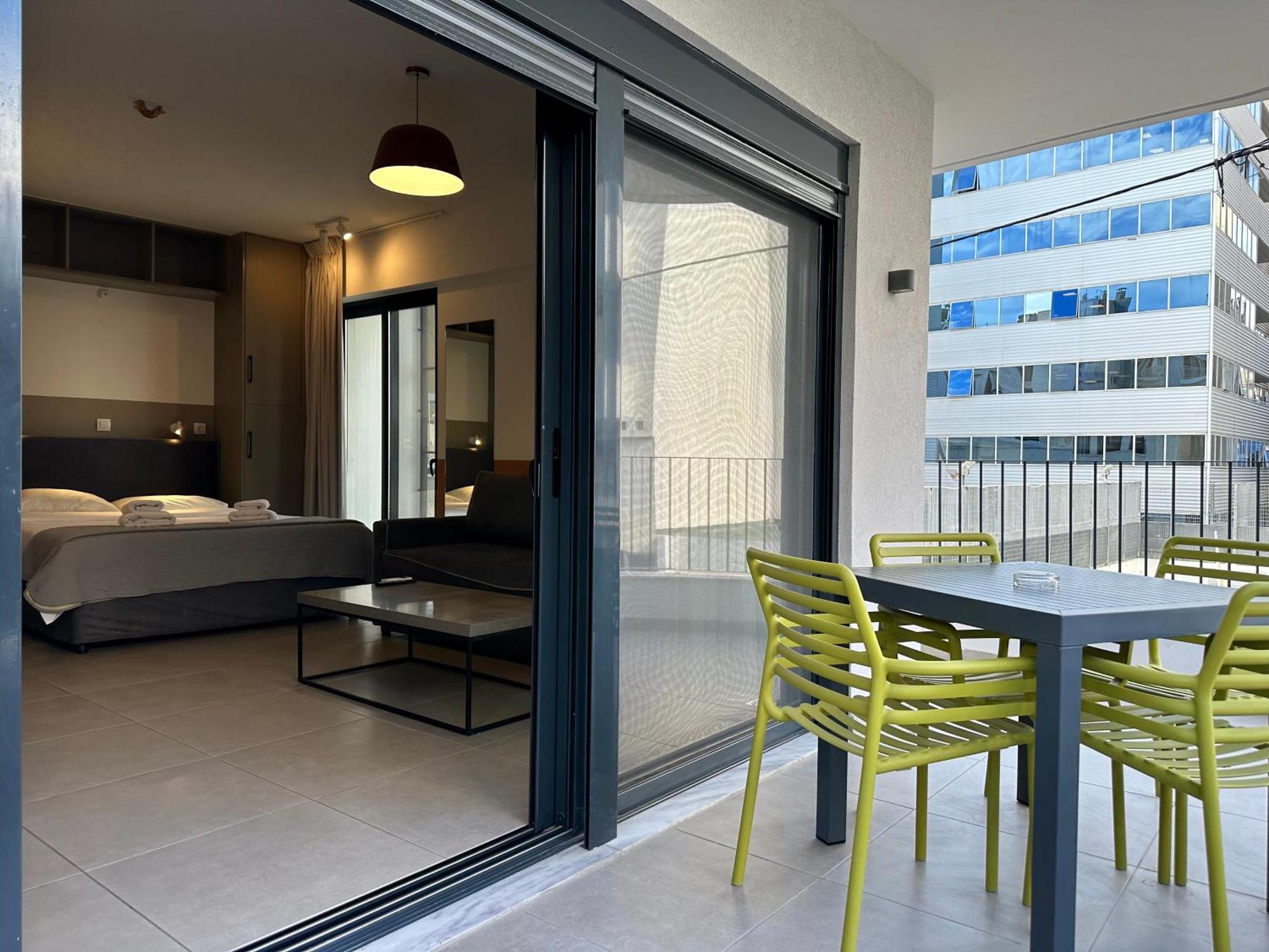 M & M - Boutique Apartments เอเธนส์ ภายนอก รูปภาพ